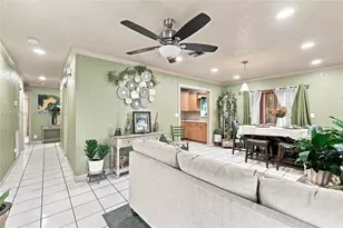 266 SW 7th Ct, Deerfield Beach, FL 33441 - Photo 6