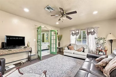 266 SW 7th Ct, Deerfield Beach, FL 33441 - Photo 16