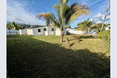 2310 NW 208th St, Miami Gardens, FL 33056 - Photo 18