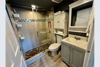 111 Royal Park Dr #1F, Oakland Park, FL 33309 - Photo 24