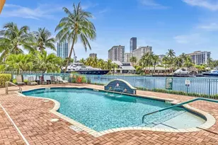 201 Golden Isles Dr, Hallandale Beach, FL 33009 - Photo 6