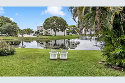 2109 Oakridge V #2109, Deerfield Beach, FL 33442 - Photo 10