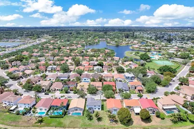 1623 E Harmony Lake Cir, Davie, FL 33324 - Photo 74
