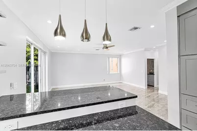 1623 E Harmony Lake Cir, Davie, FL 33324 - Photo 16