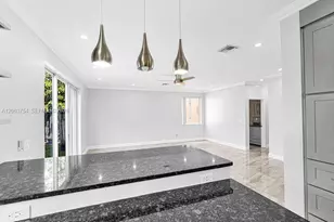 1623 E Harmony Lake Cir, Davie, FL 33324 - Photo 16