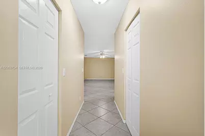 1623 E Harmony Lake Cir, Davie, FL 33324 - Photo 58