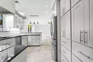 1623 E Harmony Lake Cir, Davie, FL 33324 - Photo 14