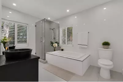 549 NE 12th Ave, Fort Lauderdale, FL 33301 - Photo 14