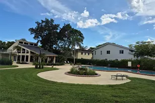 214 Wimbledon Lake Dr, Plantation, FL 33324 - Photo 20
