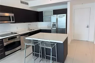 90 SW 3rd St, Miami, FL 33130 - Photo 2