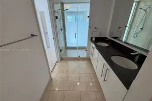 90 SW 3rd St, Miami, FL 33130 - Photo 32