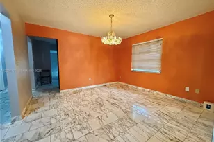 320 NW 61st Ave, Miami, FL 33126 - Photo 6