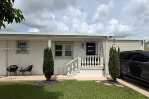 19800 SW 180th Ave, Miami, FL 33187 - Photo 2