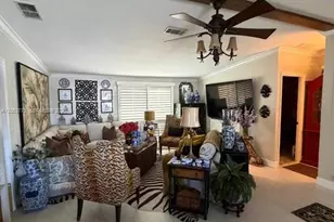 19800 SW 180th Ave, Miami, FL 33187 - Photo 4