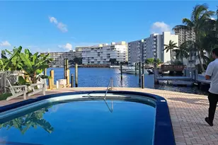 1900 Diana Dr, Hallandale Beach, FL 33009 - Photo 30
