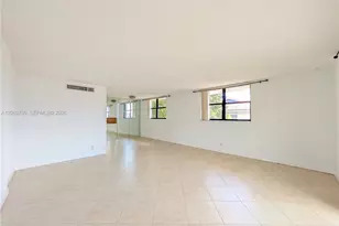 1900 Diana Dr, Hallandale Beach, FL 33009 - Photo 12