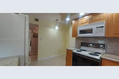 1900 Diana Dr #3A, Hallandale Beach, FL 33009 - Photo 18