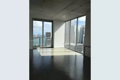 151 SE 1st St #2801, Miami, FL 33131 - Photo 2