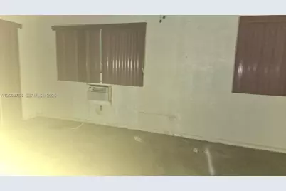 185 NE 129th St, North Miami, FL 33161 - Photo 12