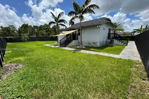29215 SW 167th CT, Homestead, FL 33030 - Photo 16