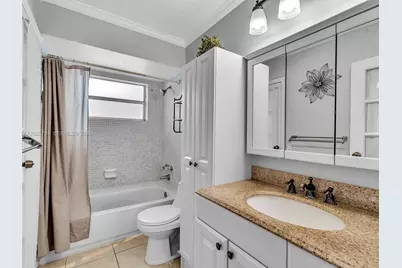 5001 W Oakland Park Blvd #106, Lauderdale Lakes, FL 33313 - Photo 12