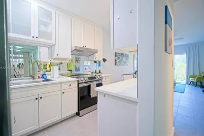 1540 Meridian Ave #3G, Miami Beach, FL 33139 - Photo 8