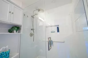 1540 Meridian Ave, Miami Beach, FL 33139 - Photo 20