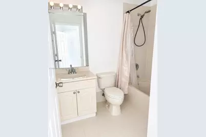 7830 NW 6th St #204, Pembroke Pines, FL 33024 - Photo 6