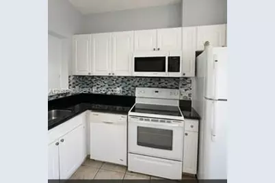7830 NW 6th St #204, Pembroke Pines, FL 33024 - Photo 10