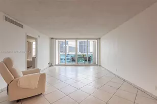 6770 Indian Creek Dr, Miami Beach, FL 33141 - Photo 2