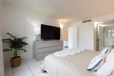 6770 Indian Creek Dr #7B, Miami Beach, FL 33141 - Photo 6