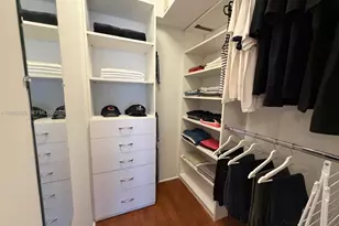 20505 E Country Club Dr, Aventura, FL 33180 - Photo 2