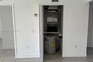 6135 NW 186th St, Hialeah, FL 33015 - Photo 10