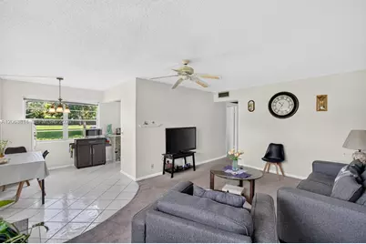 14 Preston #A, Boca Raton, FL 33434 - Photo 1