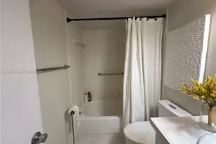 13550 SW 6th Ct, Pembroke Pines, FL 33027 - Photo 28