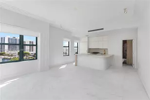 2421 Lake Pancoast Dr, Miami Beach, FL 33140 - Photo 4