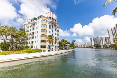 2421 Lake Pancoast Dr #7A, Miami Beach, FL 33140 - Photo 30