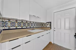 915 Jefferson Ave, Miami Beach, FL 33139 - Photo 6