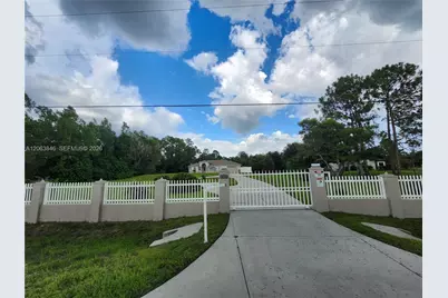 2730 NE 2nd St, Naples, FL 34120 - Photo 1