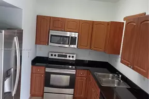 7380 NW 174th Terrace, Hialeah, FL 33015 - Photo 8