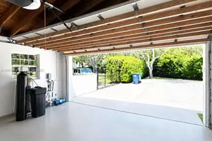 12345 SW 63rd Ave, Pinecrest, FL 33156 - Photo 48