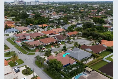 11482 SW 28th Ter, Miami, FL 33165 - Photo 2