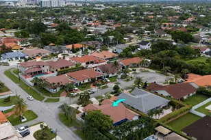 11482 SW 28th Terrace, Miami, FL 33165 - Photo 2
