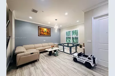 12403 NW 18th Ct #12403, Pembroke Pines, FL 33028 - Photo 8