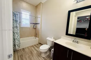 12403 NW 18th Ct, Pembroke Pines, FL 33028 - Photo 26