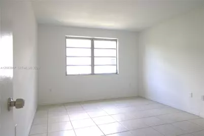 1225 NE 124th St #24B, North Miami, FL 33161 - Photo 12