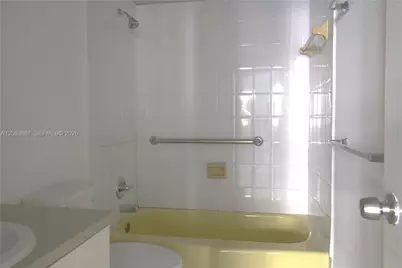 1225 NE 124th St #24B, North Miami, FL 33161 - Photo 10