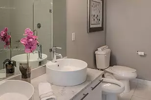 888 Biscayne Blvd, Miami, FL 33132 - Photo 12