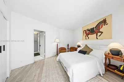 20281 E Country Club Dr #810, Aventura, FL 33180 - Photo 8