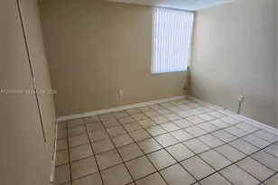 802 NW 87th Ave, Miami, FL 33172 - Photo 10